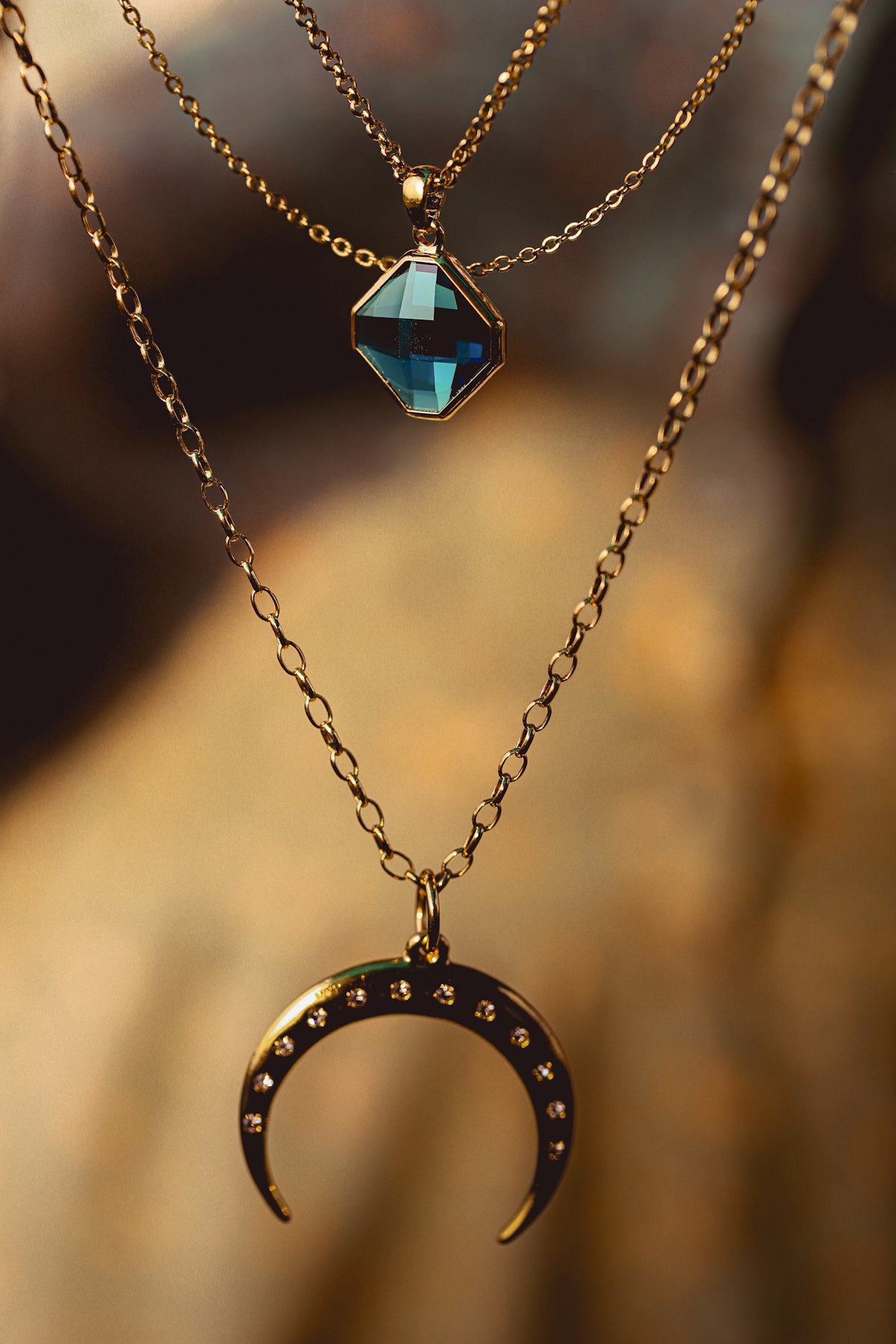 Curating Fine Jewelry for Subtle Everyday Elegance